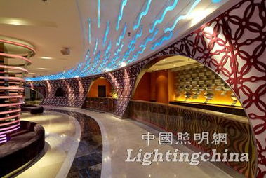 照明工程 麥樂迪重慶店設(shè)計解析